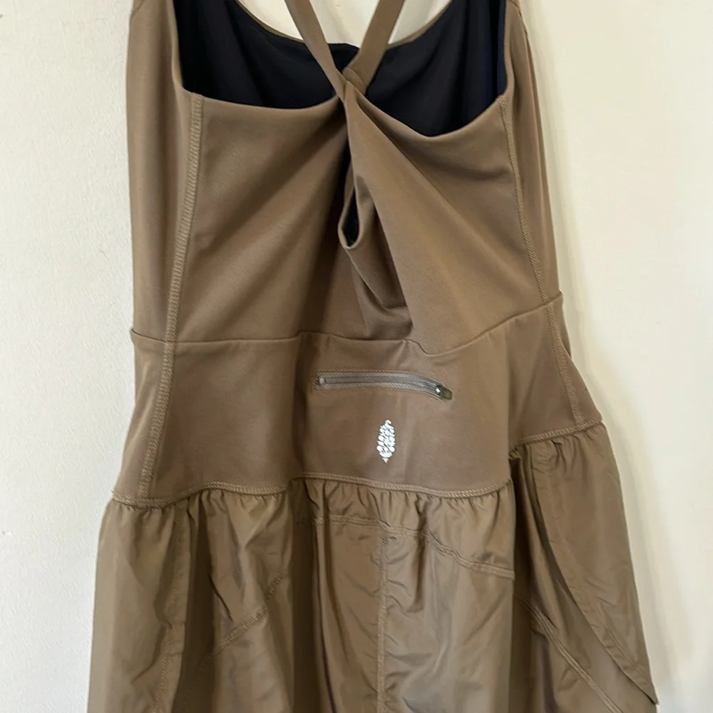 Free People Righteous Runsie in Tea Leaves Size Large NWOT - Picture 8 of 12